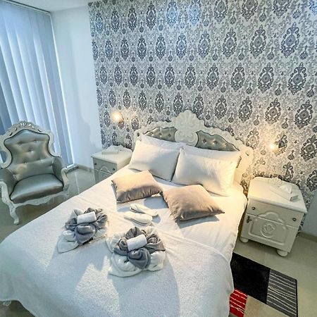 Apartament In Ta' Xbiex 3Br- 3 Min Yatch Marina Msida Esterno foto
