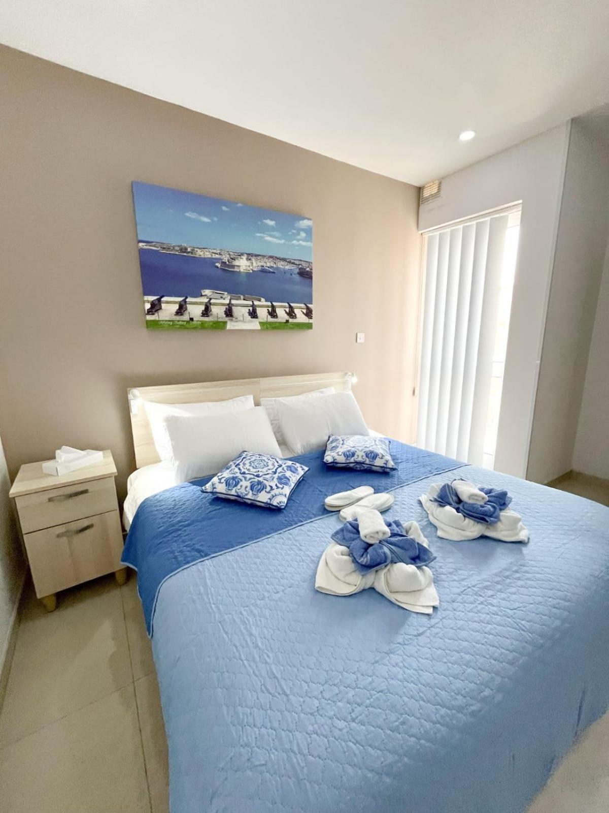 Apartament In Ta' Xbiex 3Br- 3 Min Yatch Marina Msida Esterno foto